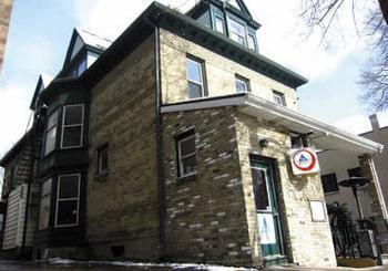Hi - Albergue Madison